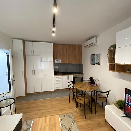 Urban Oasis Apartment Sajmiste Eksteriør bilde